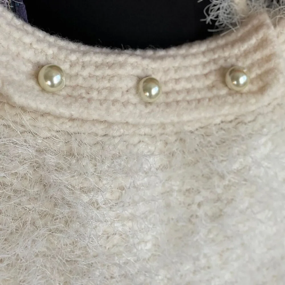 Handmade‎ White Knit Fuzzy Shoulder Bag Pearl Accent Y2K Coquette Fluffy Purse